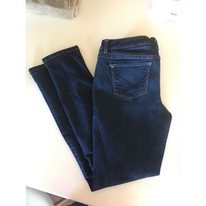 Simply Vera Vera Wang slimming skinny jeans